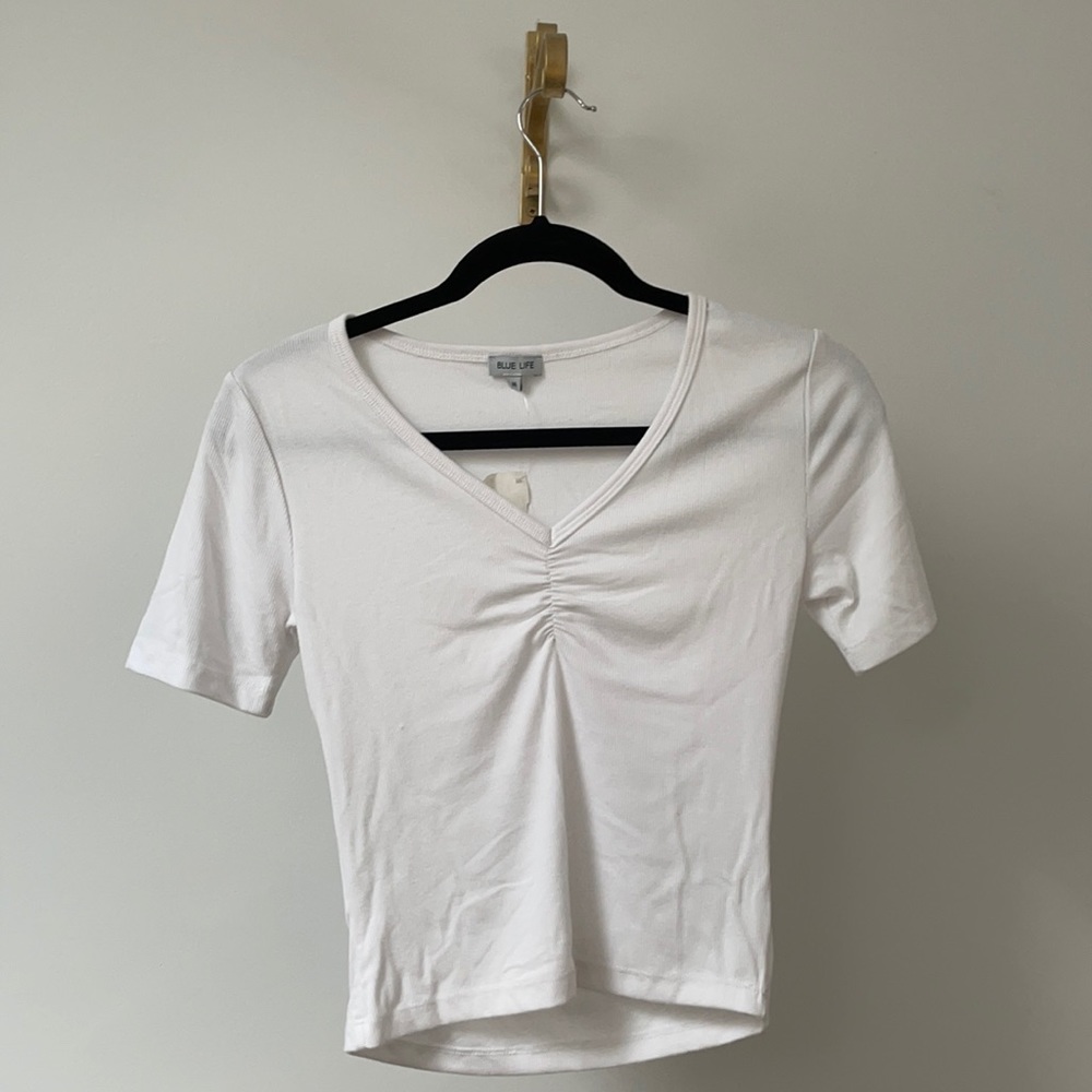 Blue Life White Pinched V Neck Cropped Top